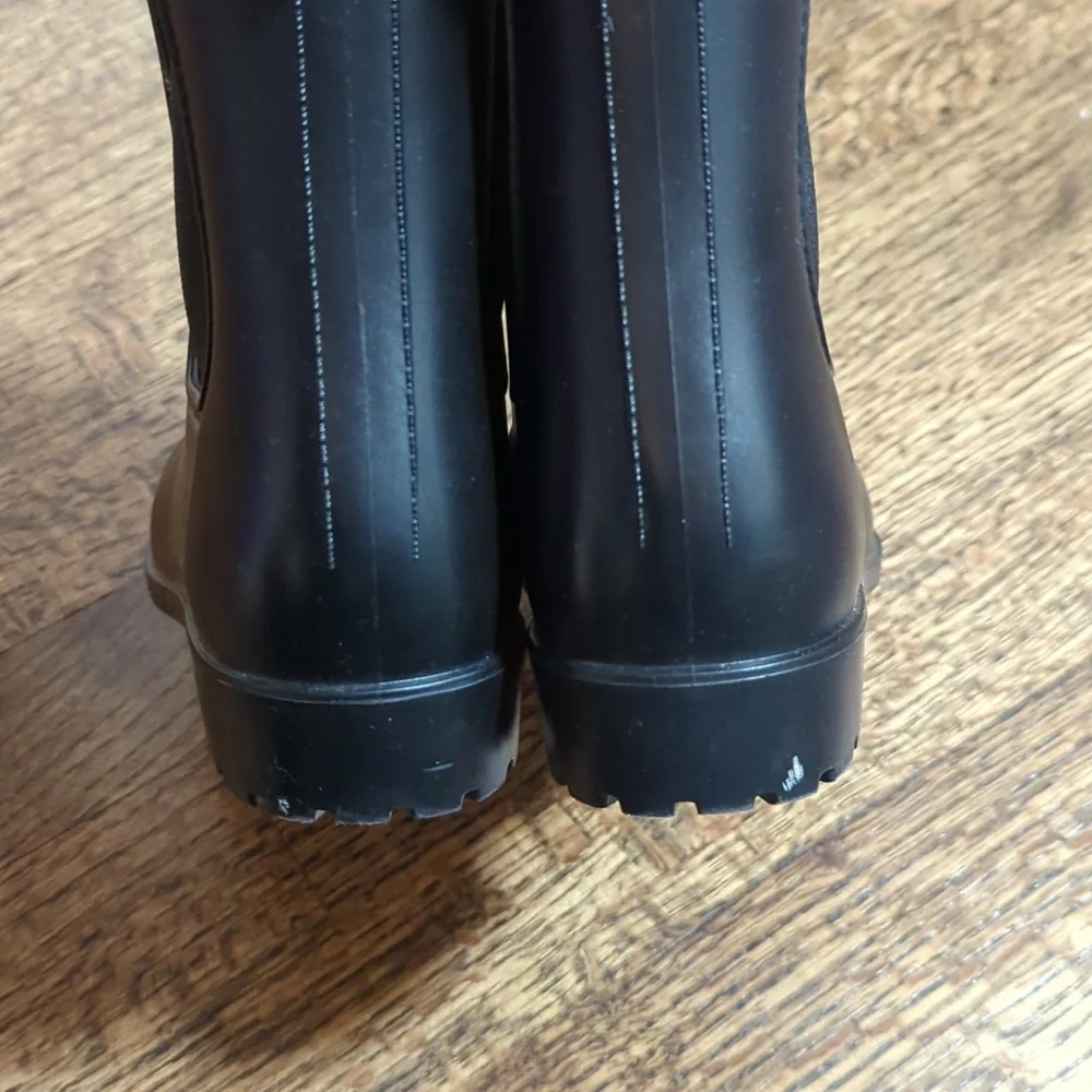 🌸 SALE A‎ New Day Black Almond Toe Pull On Ankle Rain Boot Size 6